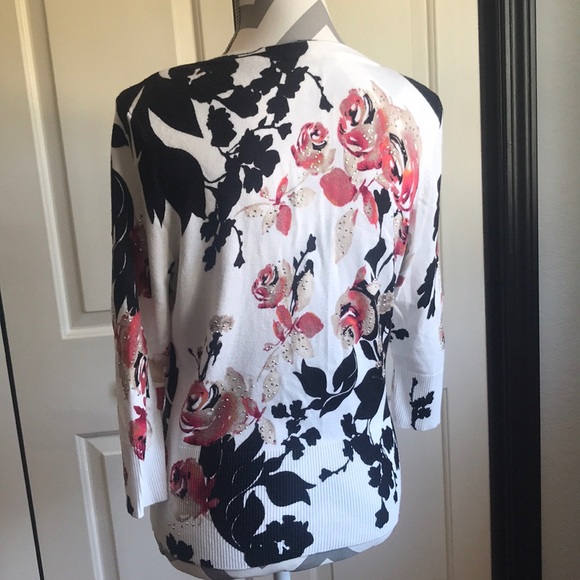 White House Black Market Cardigan - Picture 3 of 5